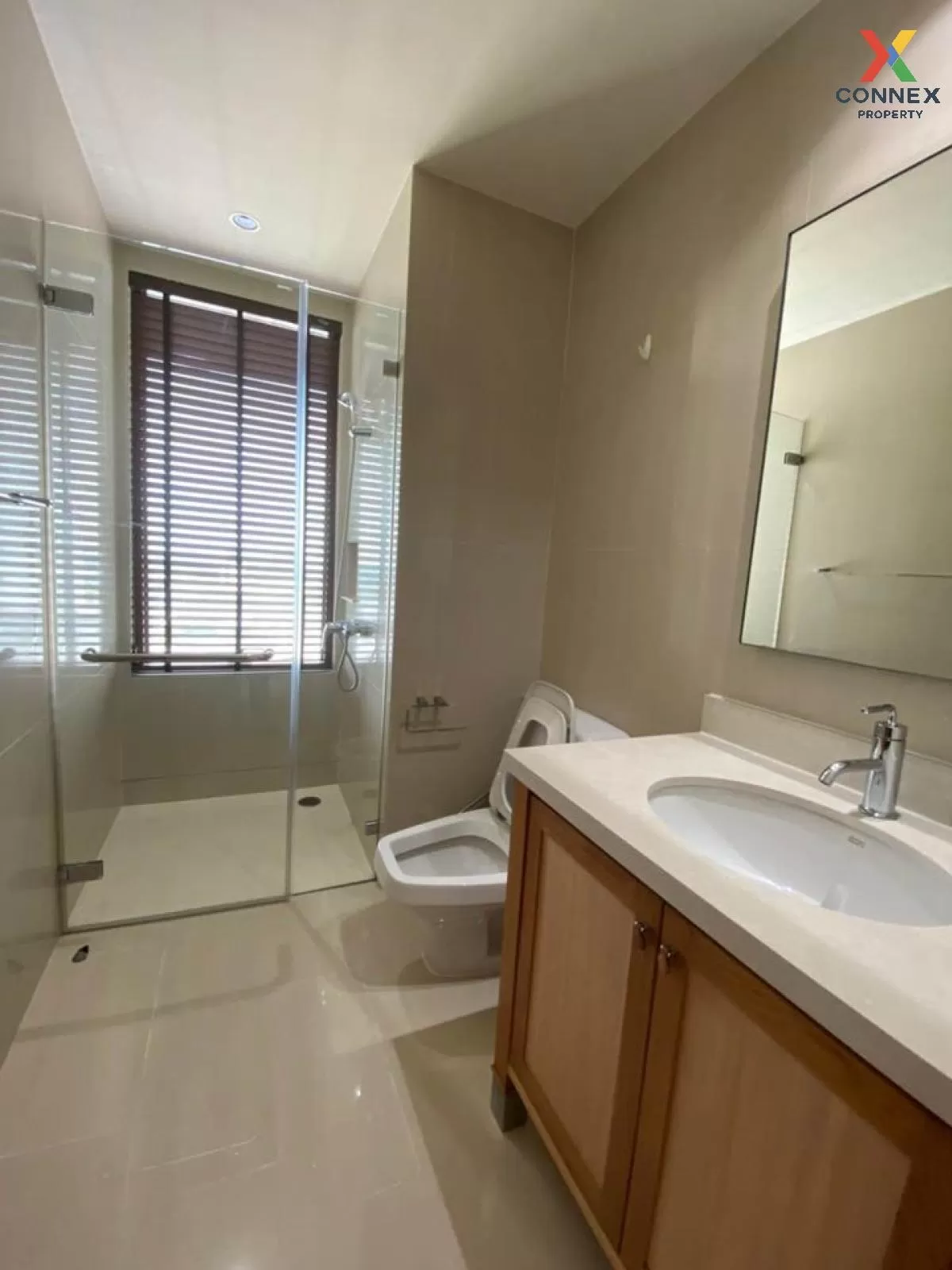 FOR RENT condo , The Emporio Place , BTS-Phrom Phong , Khlong Toe