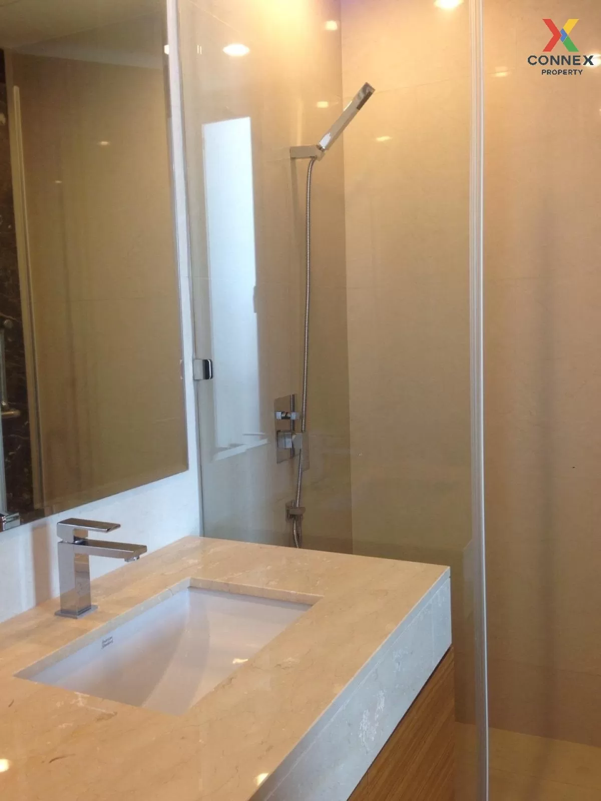 เช่าคอนโด  เดอะ บรีส นราธิวาส BTS-ช่องนนทรี ช่องนนทรี เขต ยานนาวา