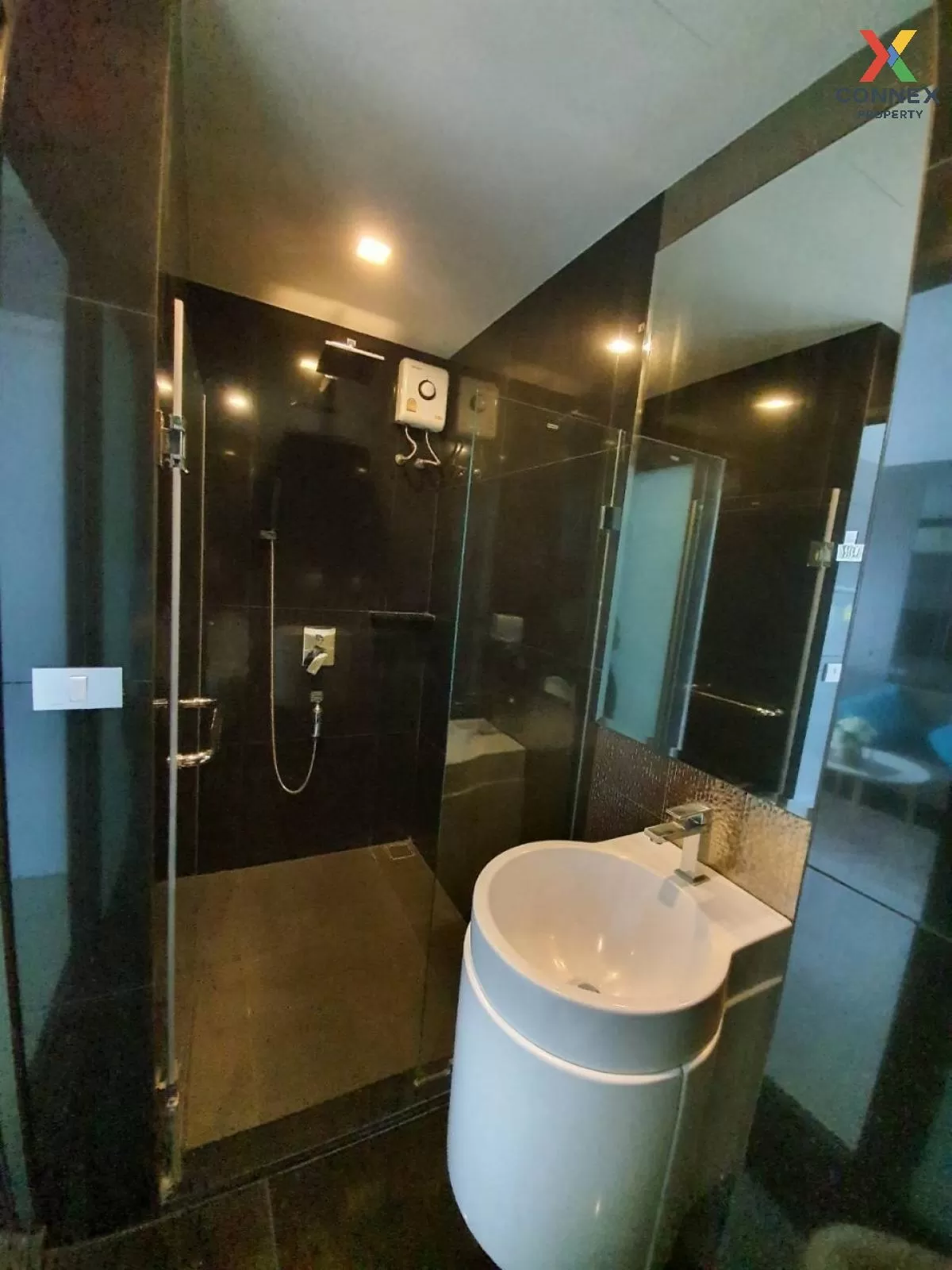 FOR RENT condo , Rhythm Sukhumvit 36-38 , BTS-Thong Lo , Phra Kha 4