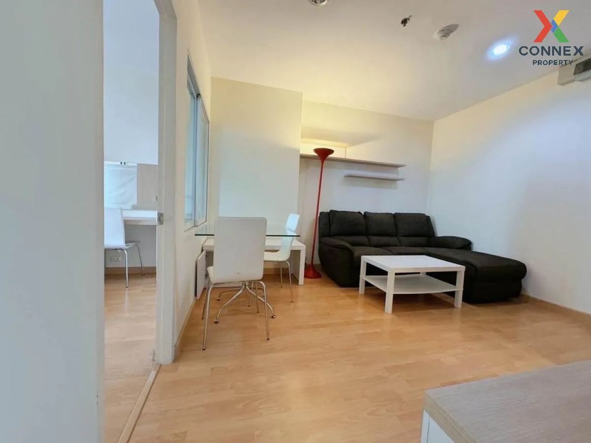 ขายคอนโด  \nไลฟ์ แอท พหลฯ - อารีย์ BTS-สะพานควาย สามเสนใน เขต พญา ขายคอนโด  \nไลฟ์ แอท พหลฯ - อารีย์ BTS-สะพานควาย สามเสนใน เขต พญา 1