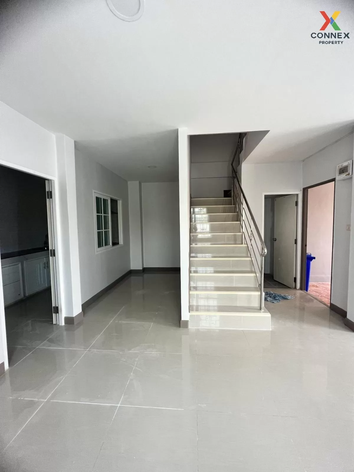 ขายทาวน์โฮม  เฟื่องฟ้าวิลล่า โครงการ 17 เฟส 4  ห้องมุม แพรกษา เมื