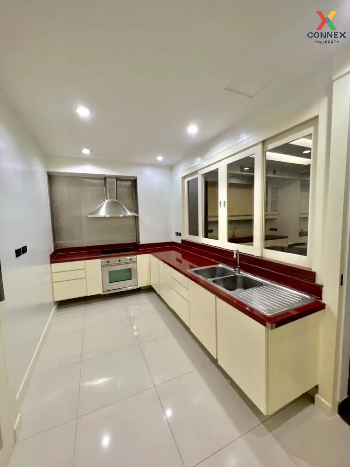 FOR RENT condo , CITY LAKE TOWER SUKHUMVIT 16 , Khlong Toei Nuea 