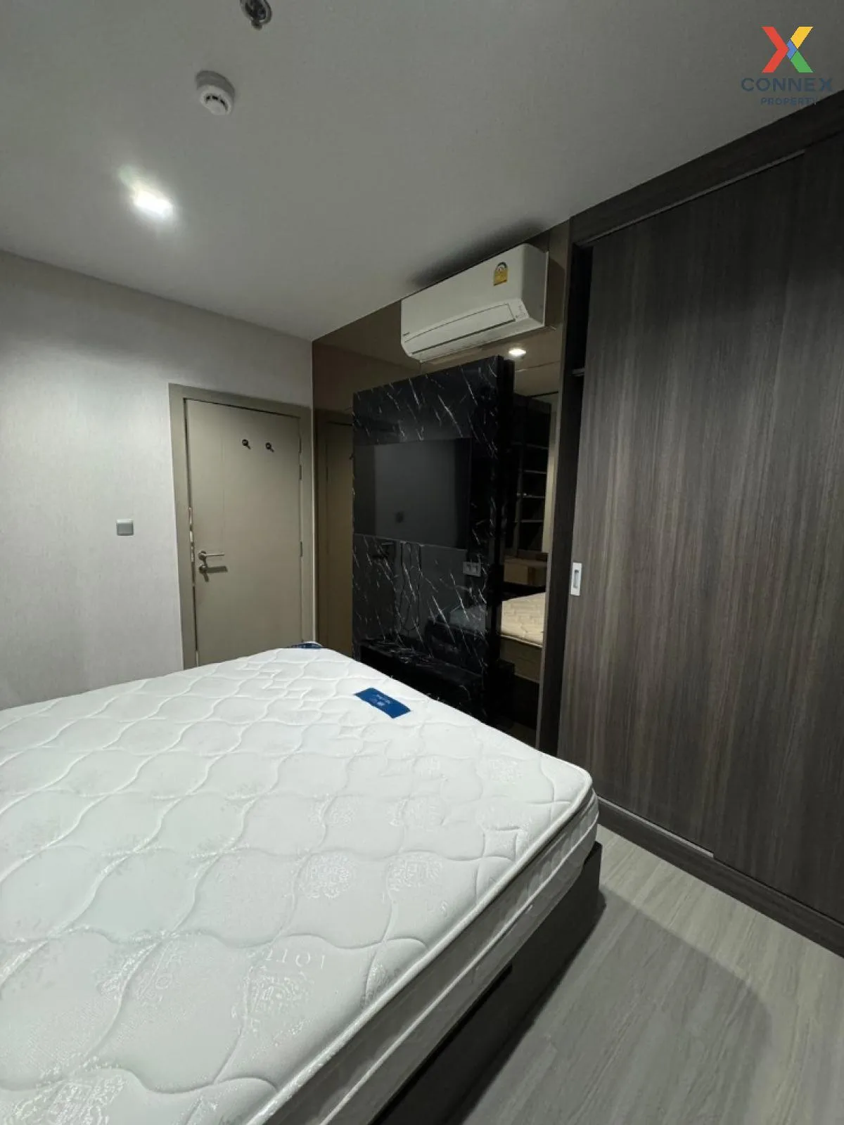 FOR RENT condo , Life Asoke - Rama 9 , MRT-Phra Ram 9 , Makkasan  4