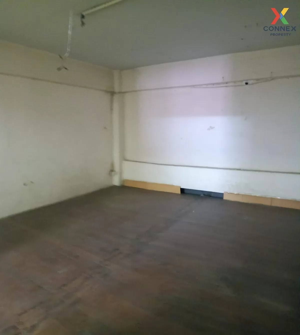 FOR SALE commercial building , Hua Mak , Bang Kapi , Bangkok , CX