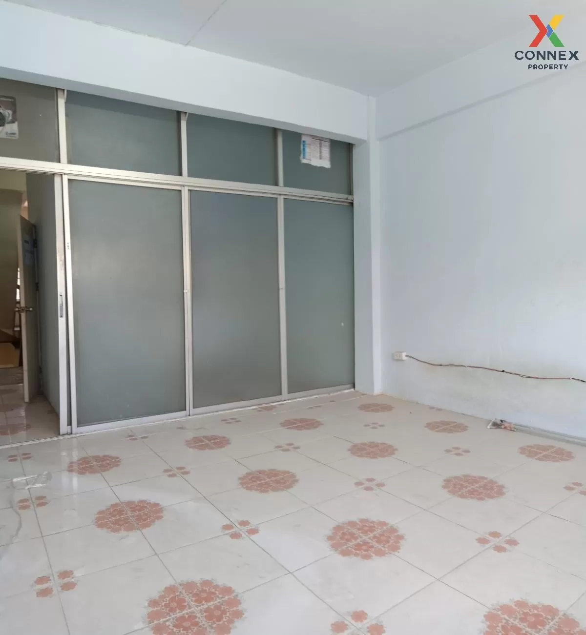 FOR SALE commercial building , Hua Mak , Bang Kapi , Bangkok , CX