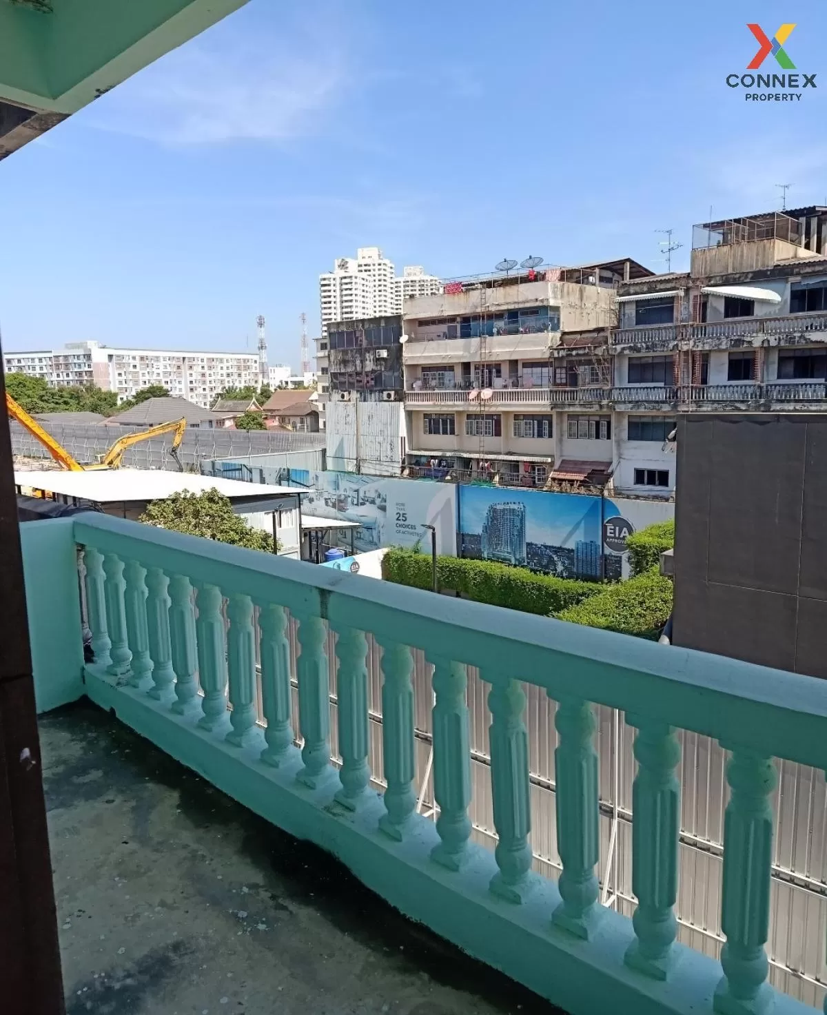 FOR SALE commercial building , Hua Mak , Bang Kapi , Bangkok , CX