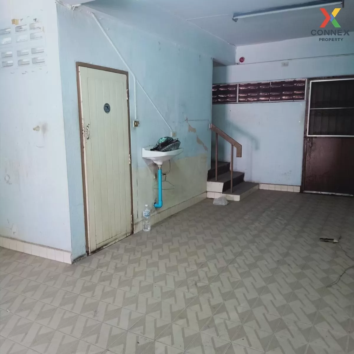 FOR SALE commercial building , Hua Mak , Bang Kapi , Bangkok , CX 4