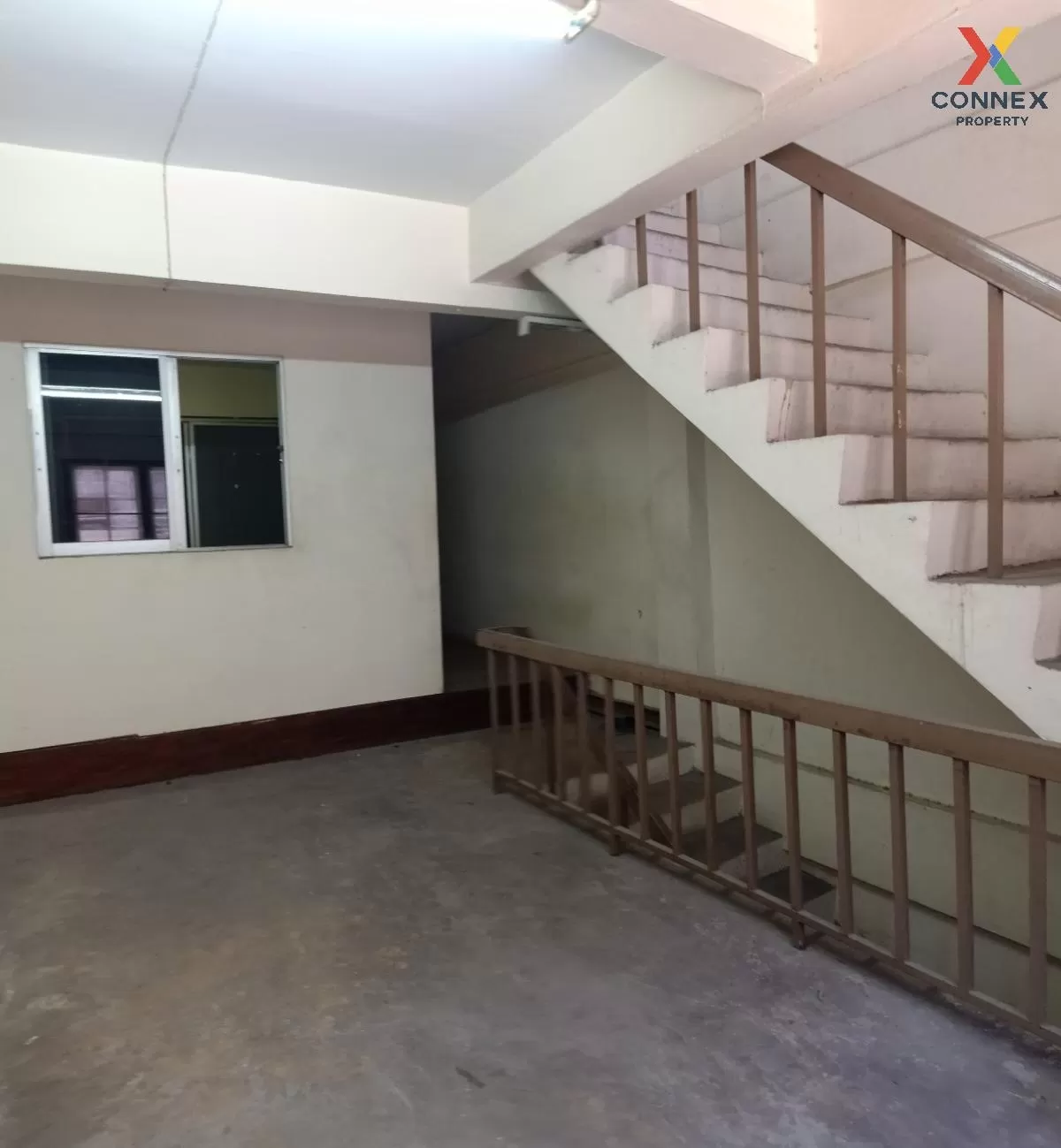 FOR SALE commercial building , Hua Mak , Bang Kapi , Bangkok , CX