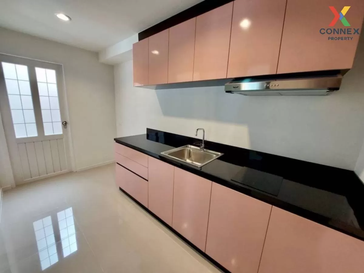 FOR SALE townhome , Verve Phetkasem , MRT-Lak Song , Nong Khang P 4