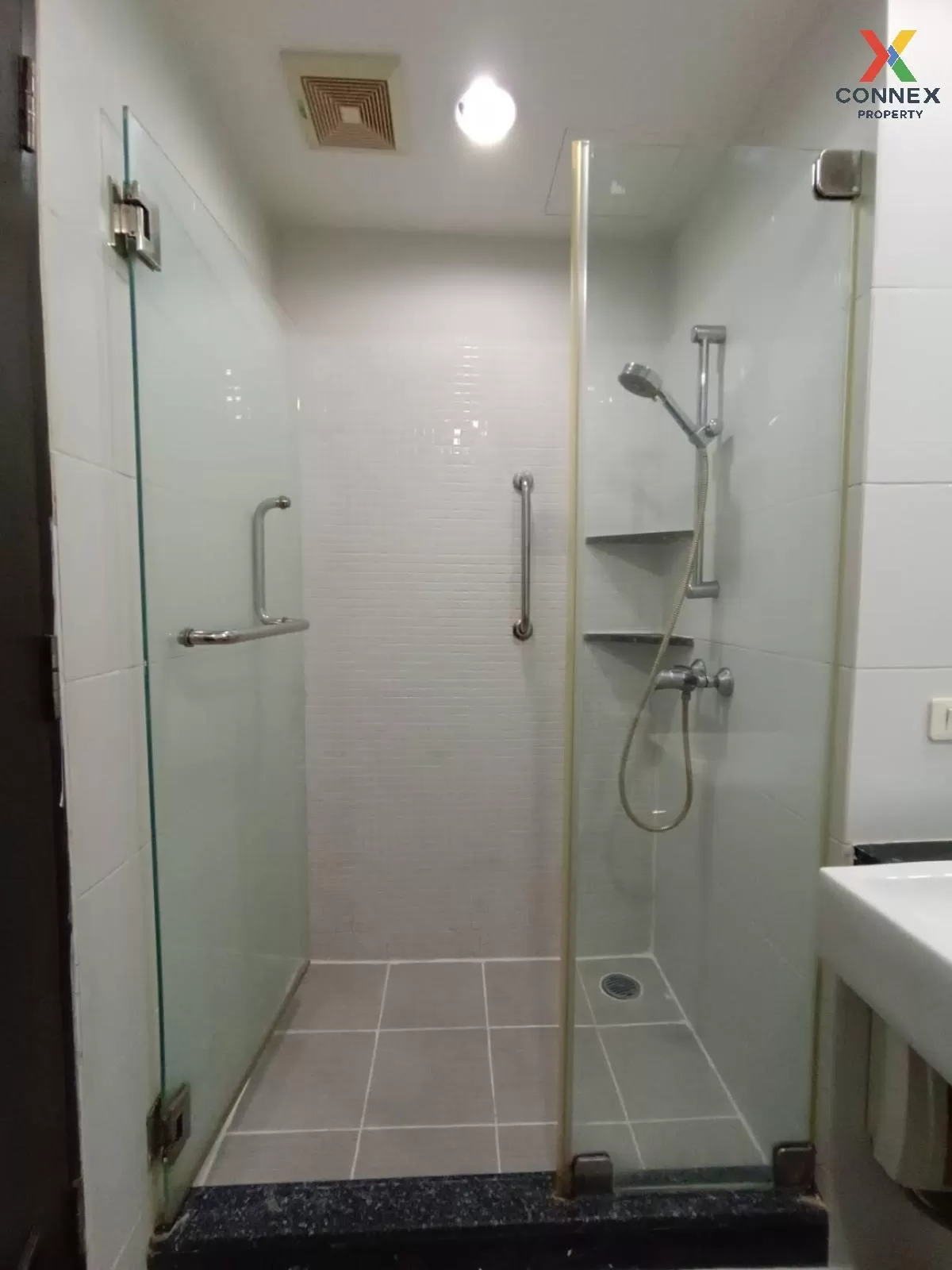 FOR SALE condo , Diamond Ratchada , MRT-Huai Khwang , Huai Khwang