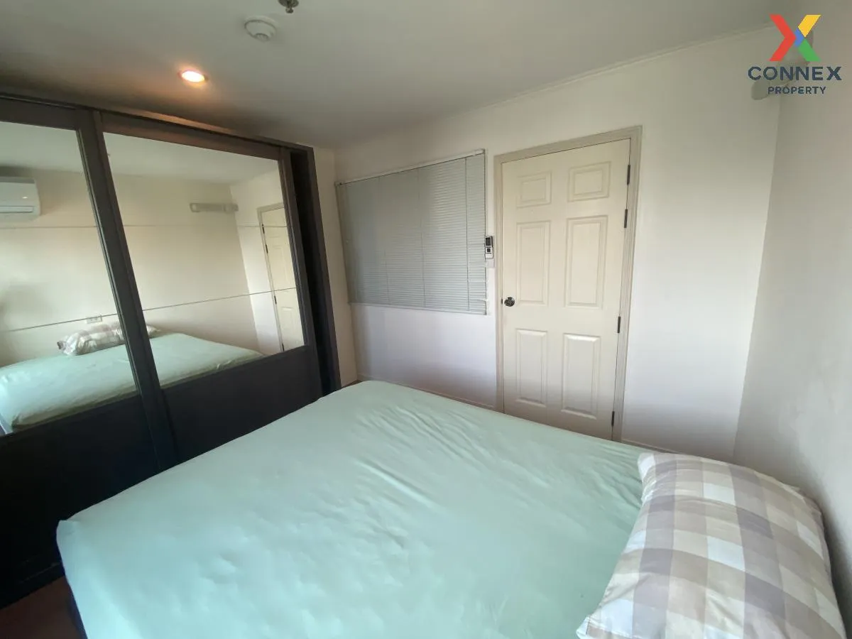 FOR RENT condo , Lumpini Ville Phahol - Suthisarn , BTS-Saphan Kh