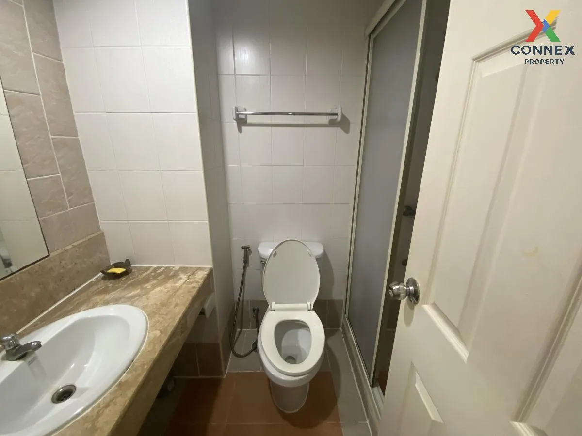 FOR RENT condo , Lumpini Ville Phahol - Suthisarn , BTS-Saphan Kh