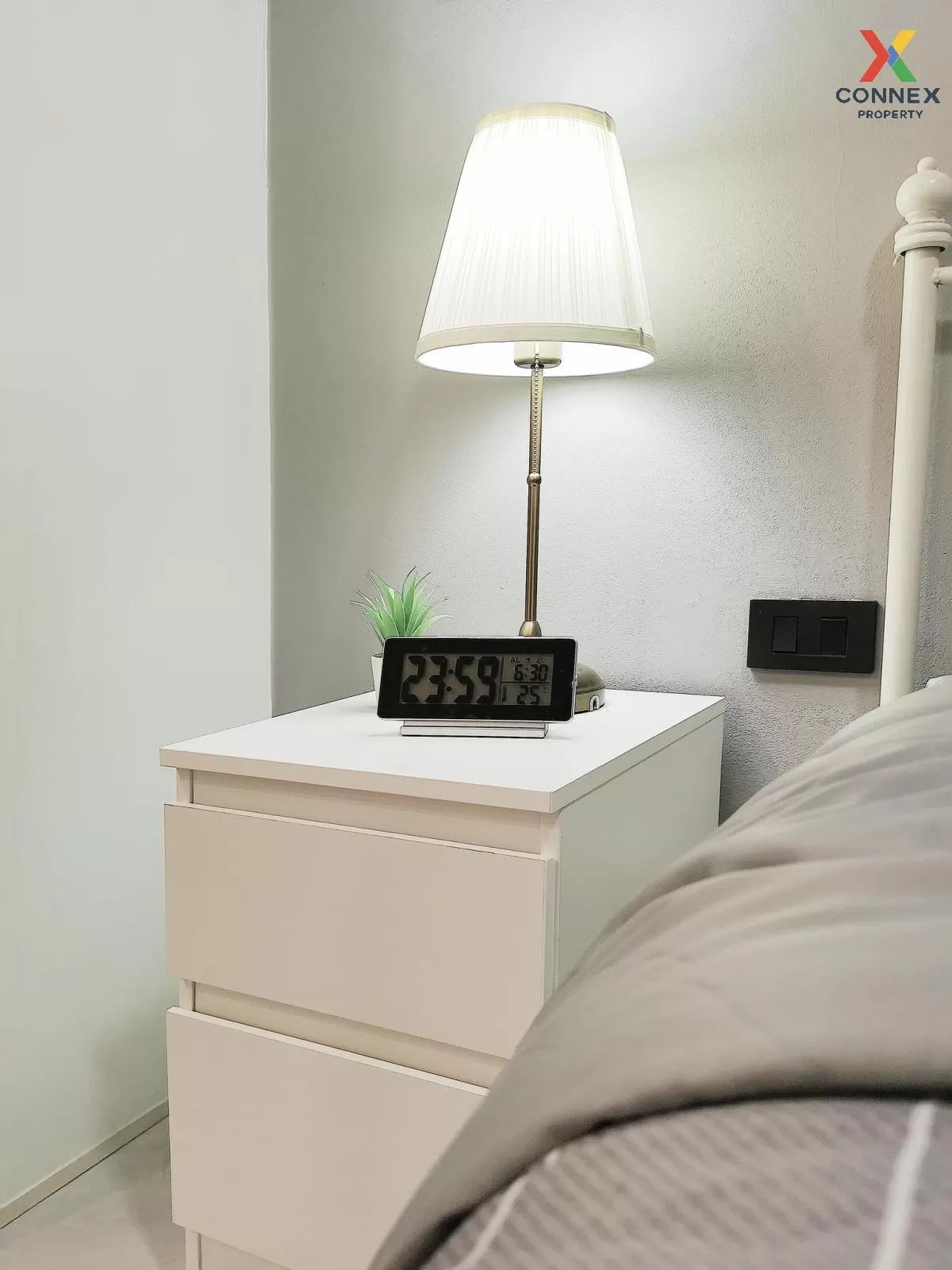 เช่าคอนโด  เดอะ คัลเลอร์รี่ วิวิด MRT-ห้วยขวาง ห้วยขวาง เขต ห้วยข