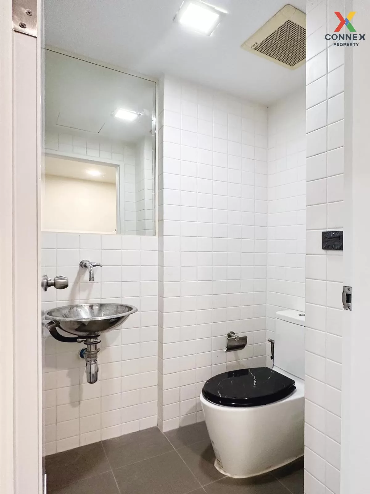 เช่าคอนโด  เดอะ คัลเลอร์รี่ วิวิด MRT-ห้วยขวาง ห้วยขวาง เขต ห้วยข