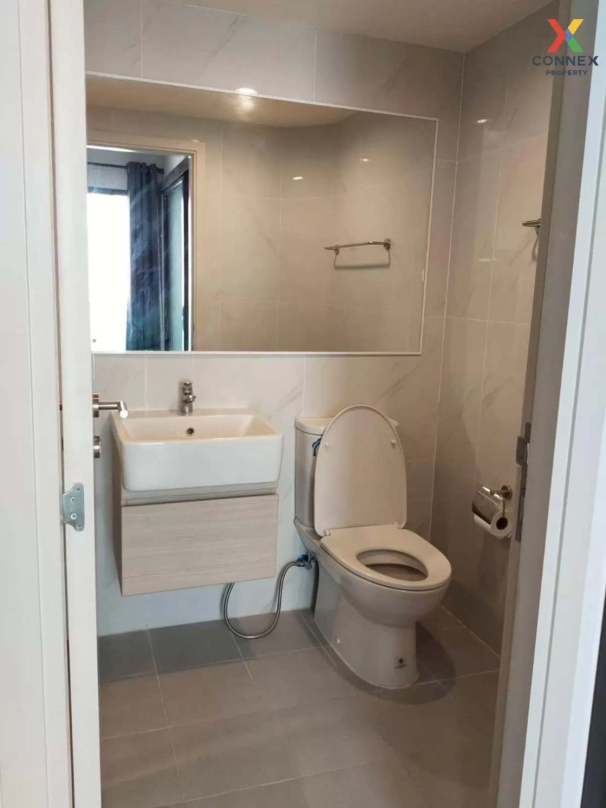 เช่าคอนโด  ดิ เอ็กซ์เซล ไฮด์ อะเวย์ สุขุมวิท 50 BTS-พระโขนง พระโข