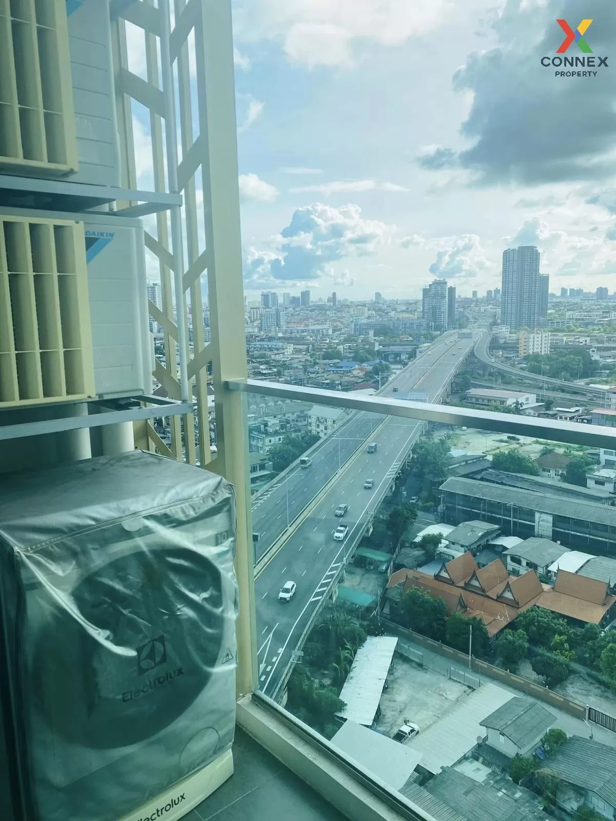 เช่าคอนโด  เมย์แฟร์ เพลส สุขุมวิท 50 BTS-อ่อนนุช พระโขนง เขต คลอง