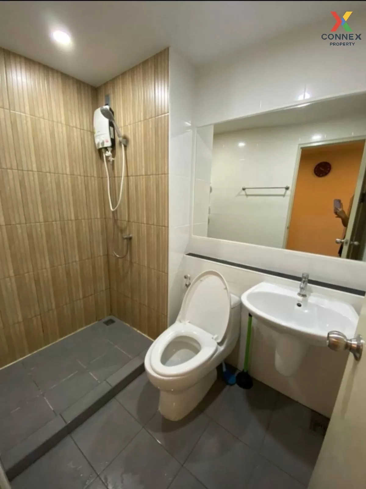 ขายคอนโด  ยู ทรี คอนโด @ แยกเกษตร เสนานิคม เขต จตุจักร กรุงเทพ CX 4