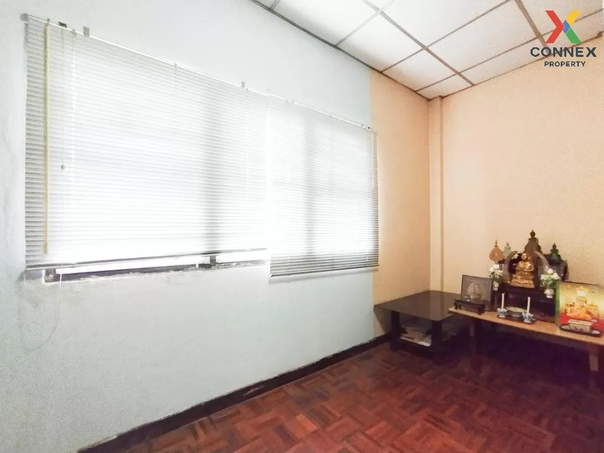 ขายทาวน์เฮ้าส์/ทาวน์โฮม  บ้านรุ่งกิจวิลล่า 5 วิวสวย คลองสามประเวศ