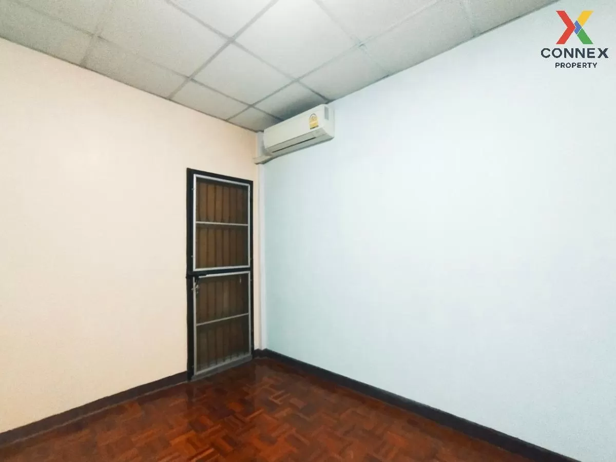 ขายทาวน์เฮ้าส์/ทาวน์โฮม  บ้านรุ่งกิจวิลล่า 5 วิวสวย คลองสามประเวศ