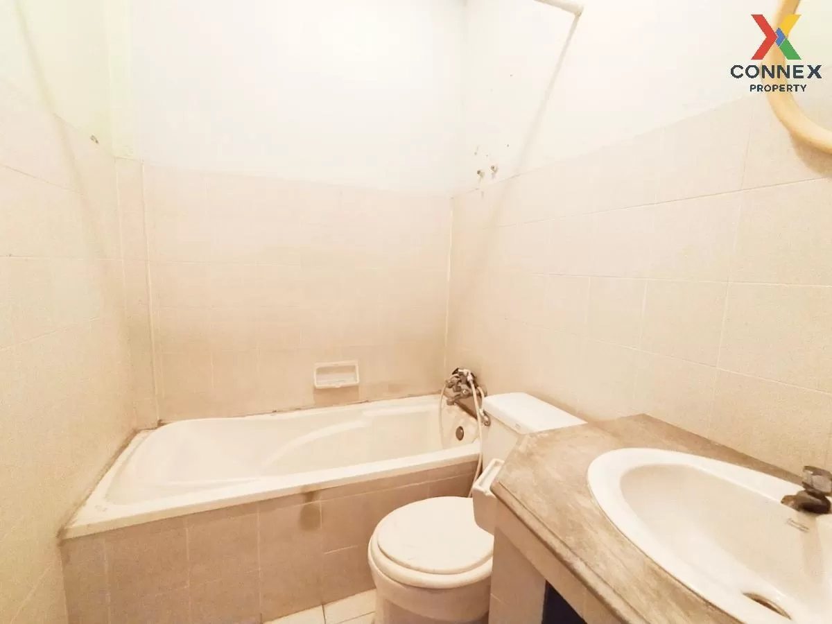 ขายทาวน์เฮ้าส์/ทาวน์โฮม  บ้านรุ่งกิจวิลล่า 5 วิวสวย คลองสามประเวศ