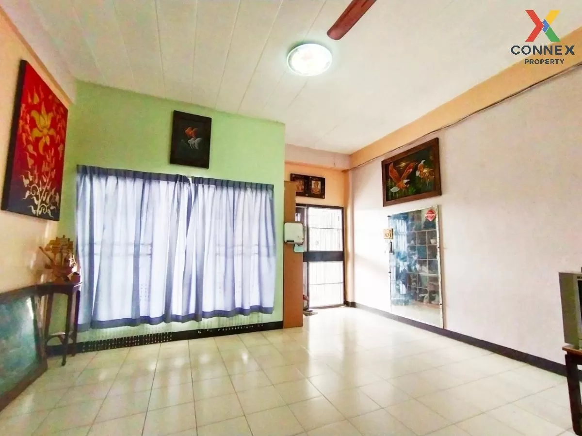 ขายทาวน์เฮ้าส์/ทาวน์โฮม  บ้านรุ่งกิจวิลล่า 5 วิวสวย คลองสามประเวศ 3