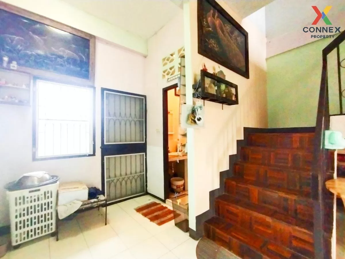 ขายทาวน์เฮ้าส์/ทาวน์โฮม  บ้านรุ่งกิจวิลล่า 5 วิวสวย คลองสามประเวศ