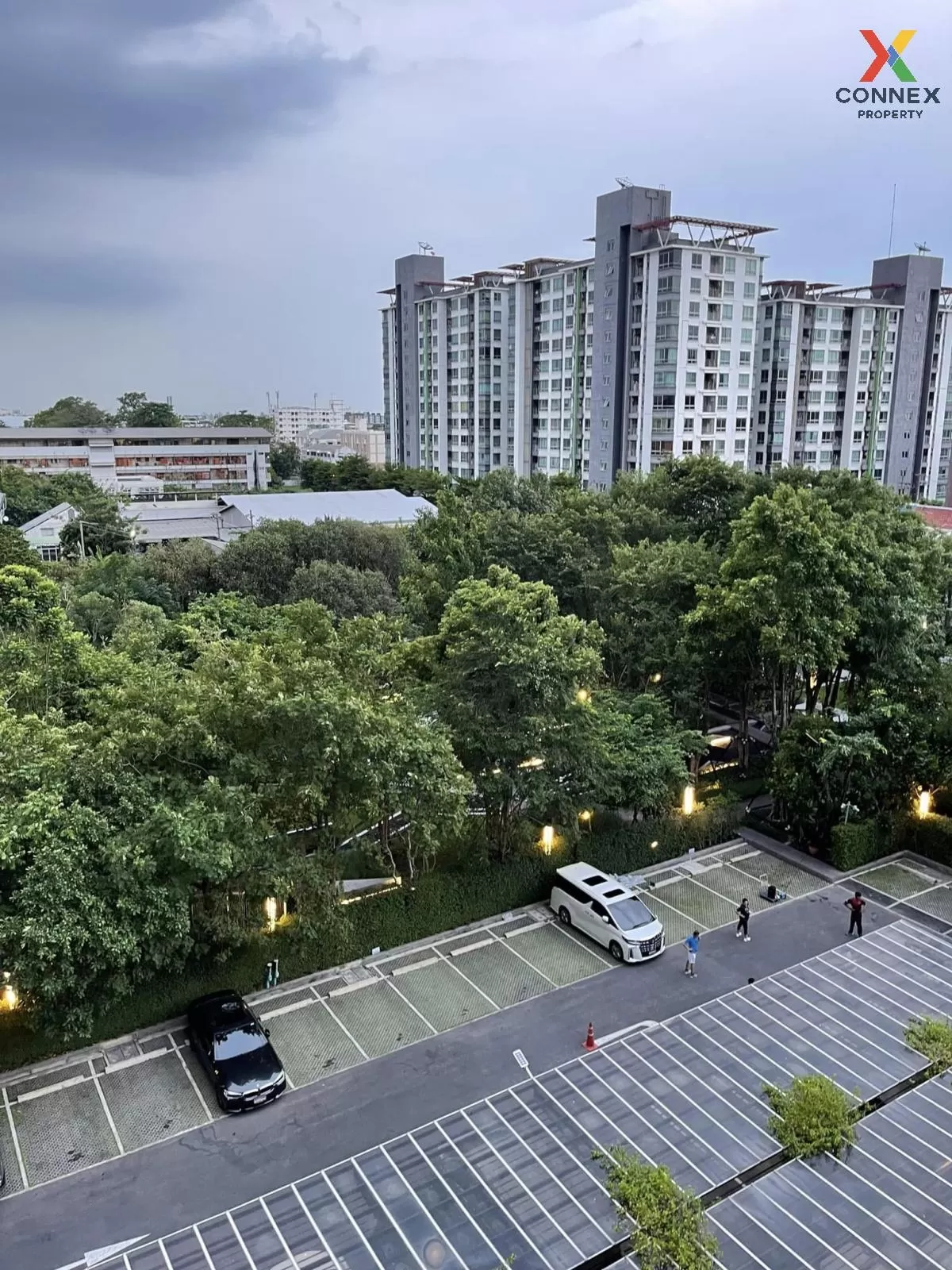 FOR RENT Condo , Whizdom Essence , high floor , BTS-Punnawithi , 