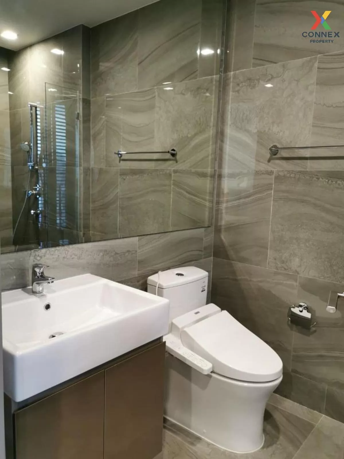 เช่าคอนโด  ไอดีโอ คิว วิคตอรี BTS-อนุสาวรีย์ชัยสมรภูมิ ถนนพญาไท เ