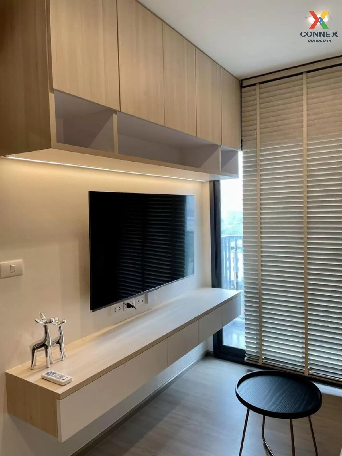 เช่าคอนโด  เดอะ เบส เพชรบุรี - ทองหล่อ MRT-เพชรบุรี บางกะปิ เขต ห 3