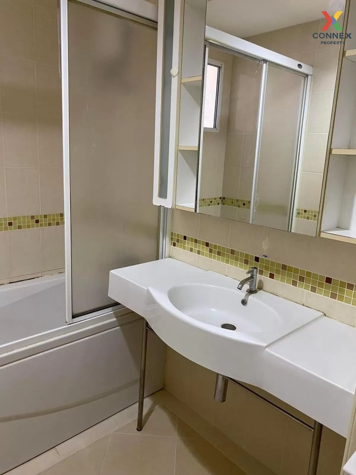 เช่าคอนโด  ไลฟ์ แอท บีทีเอส ท่าพระ BTS-ตลาดพลู บุคคโล เขต ธนบุรี 