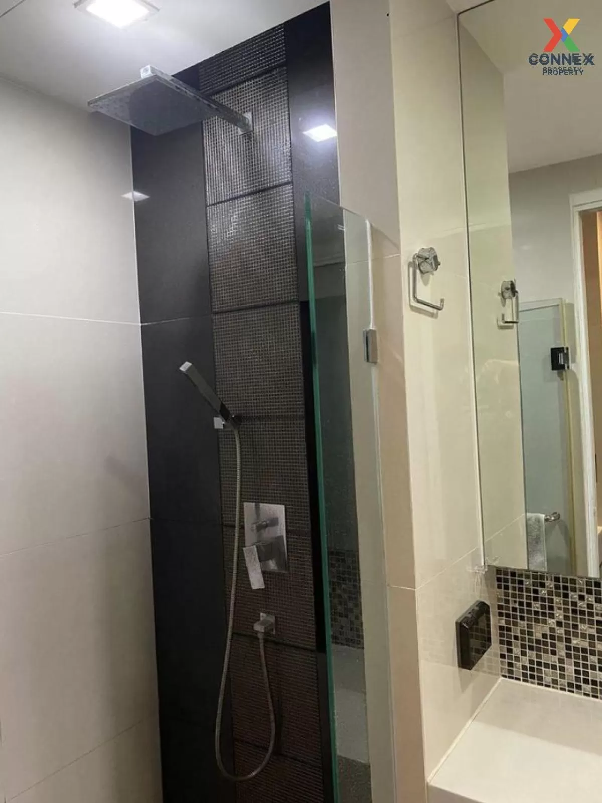 FOR RENT Condo , RHYTHM Sukhumvit 44/1 , BTS-Phra Khanong , Phra 