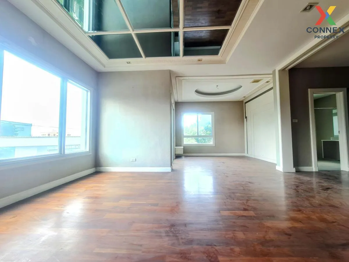 FOR SALE House , Grand Bangkok Boulevard  , Saphan Sung , Saphan 