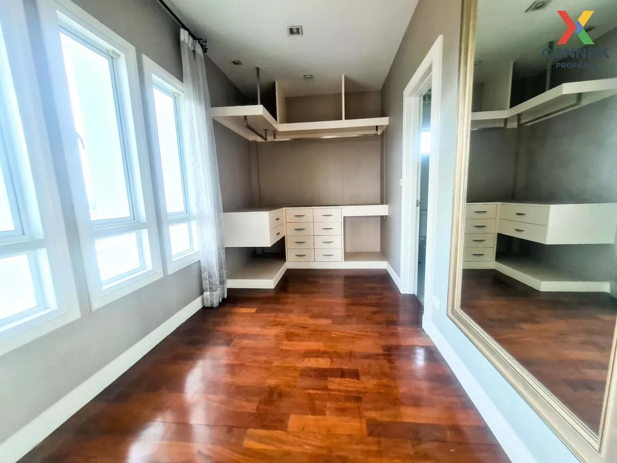 FOR SALE House , Grand Bangkok Boulevard  , Saphan Sung , Saphan 