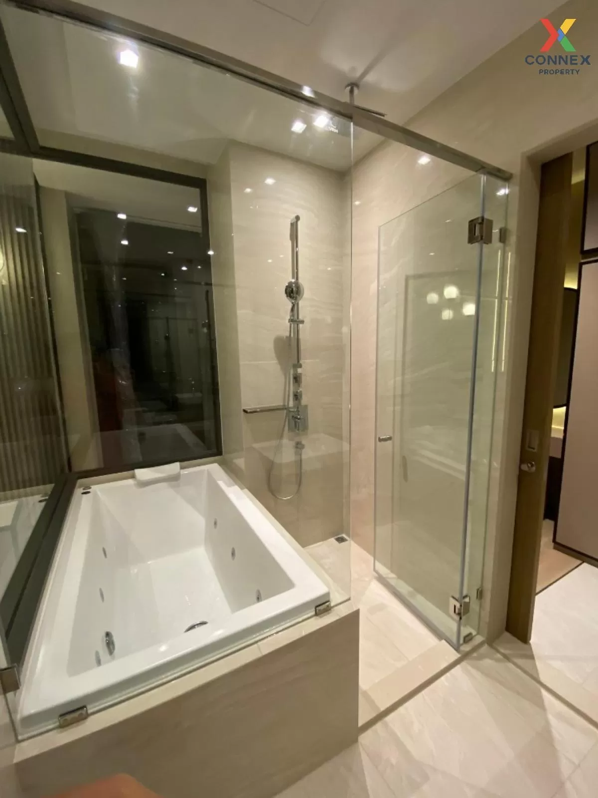 ขายคอนโด  แอซตัน สีลม BTS-ช่องนนทรี สุริยวงศ์ เขต บางรัก กรุงเทพ  ขายคอนโด  แอซตัน สีลม BTS-ช่องนนทรี สุริยวงศ์ เขต บางรัก กรุงเทพ