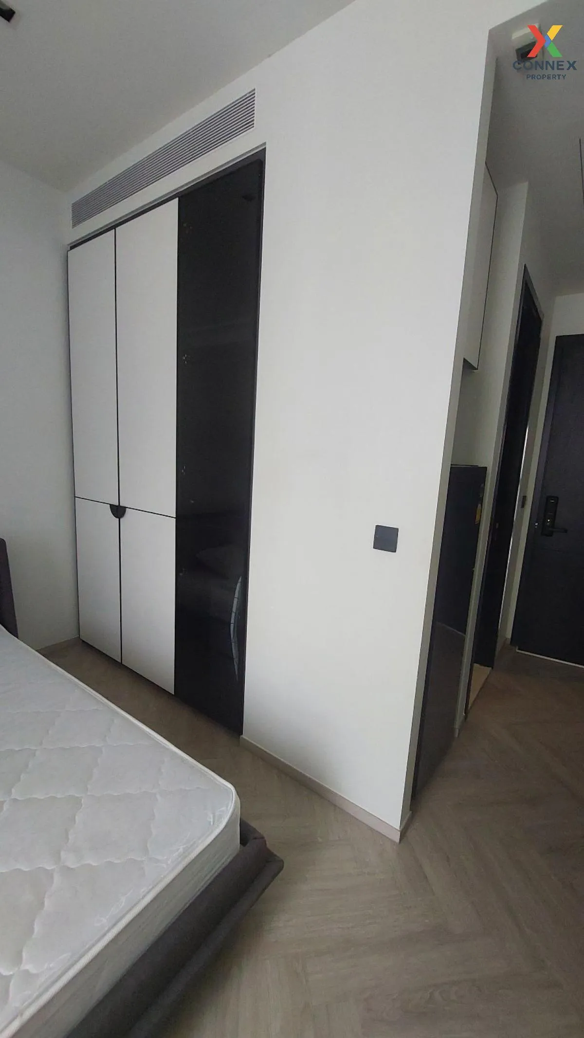 FOR RENT Condo , Chapter Charoennakhorn-Riverside , river view ,  2