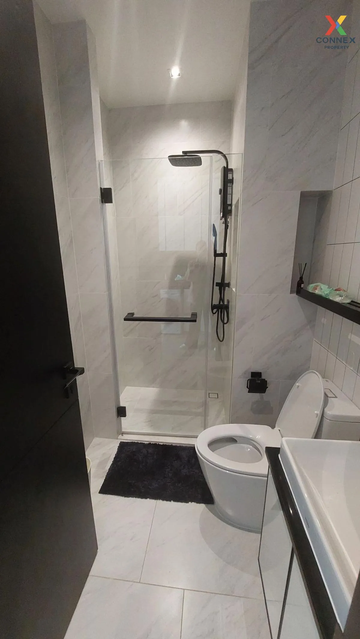 FOR RENT Condo , Chapter Charoennakhorn-Riverside , river view , 