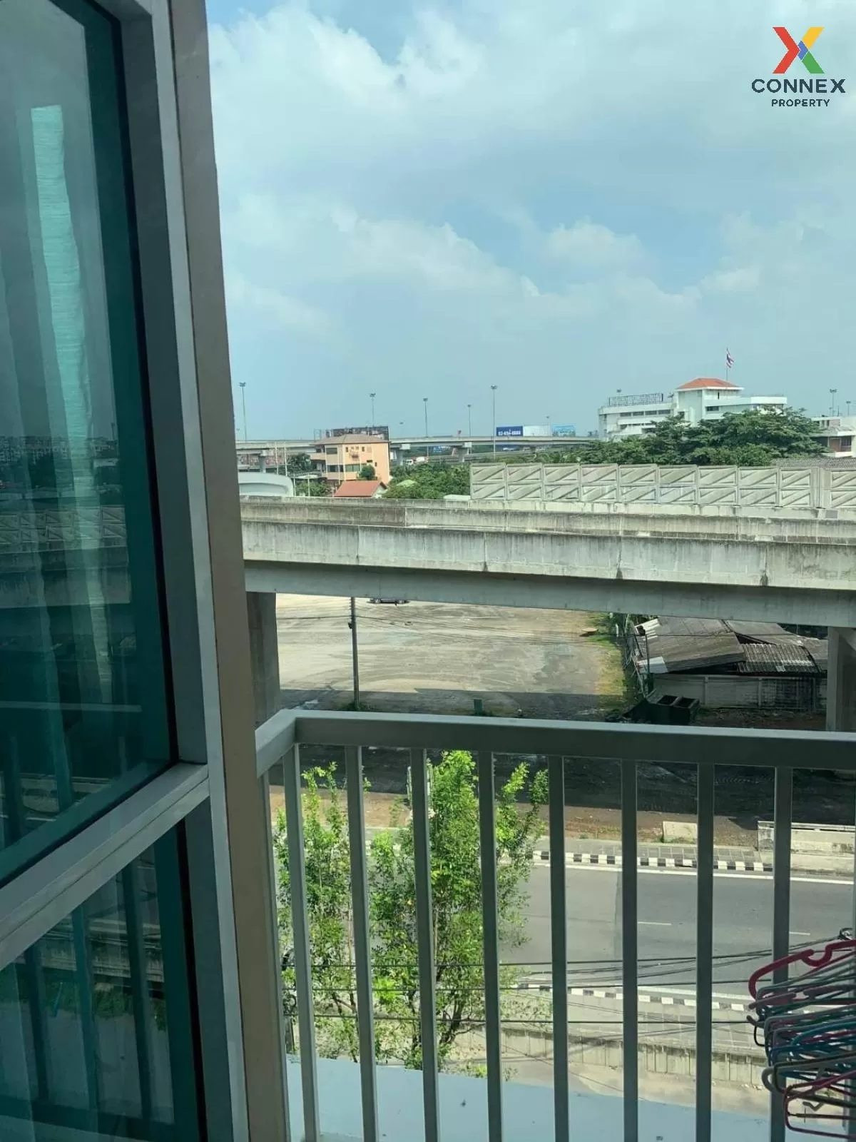 FOR SALE Condo , We Condo Ekkamai - Ramindra , Tha Raeng , Bang K