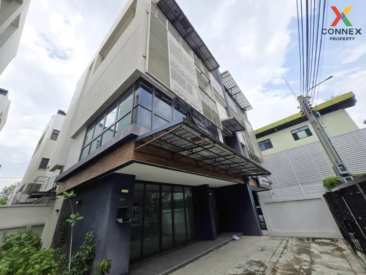 FOR SALE House , DISTRICT Ekkamai-Ramintra , Nuan Chan , Bung Kum 2