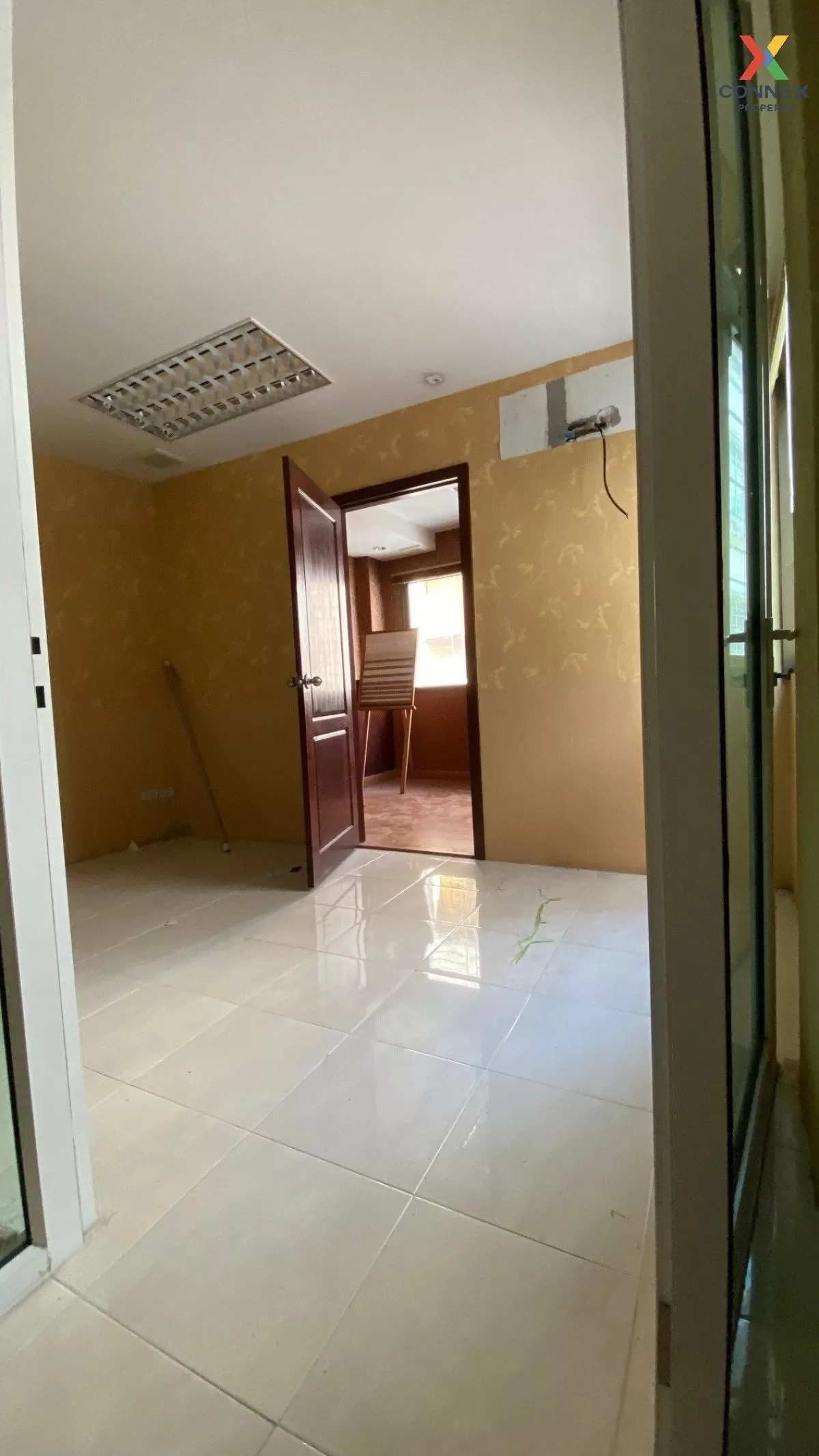 ขายอาคารพาณิชย์ 4 ชั้น ซอย ตรอกไกร จักรวรรดิ เขต สัมพันธวงศ์ กรุง ขายอาคารพาณิชย์ 4 ชั้น ซอย ตรอกไกร จักรวรรดิ เขต สัมพันธวงศ์ กรุง