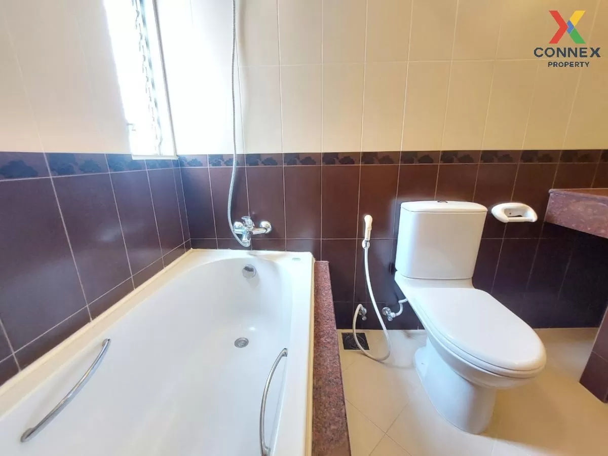 FOR RENT Apartment , Esmeralda Apartments , Thungmahamek , Sa Tho