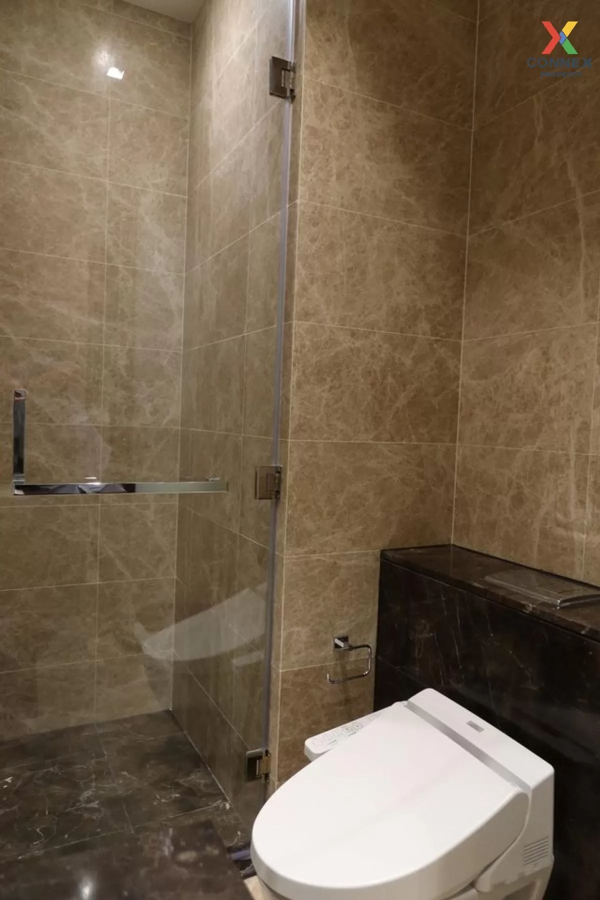 เช่าคอนโด  28 ชิดลม BTS-ชิดลม ลุมพินี เขต ปทุมวัน กรุงเทพ CX-8171