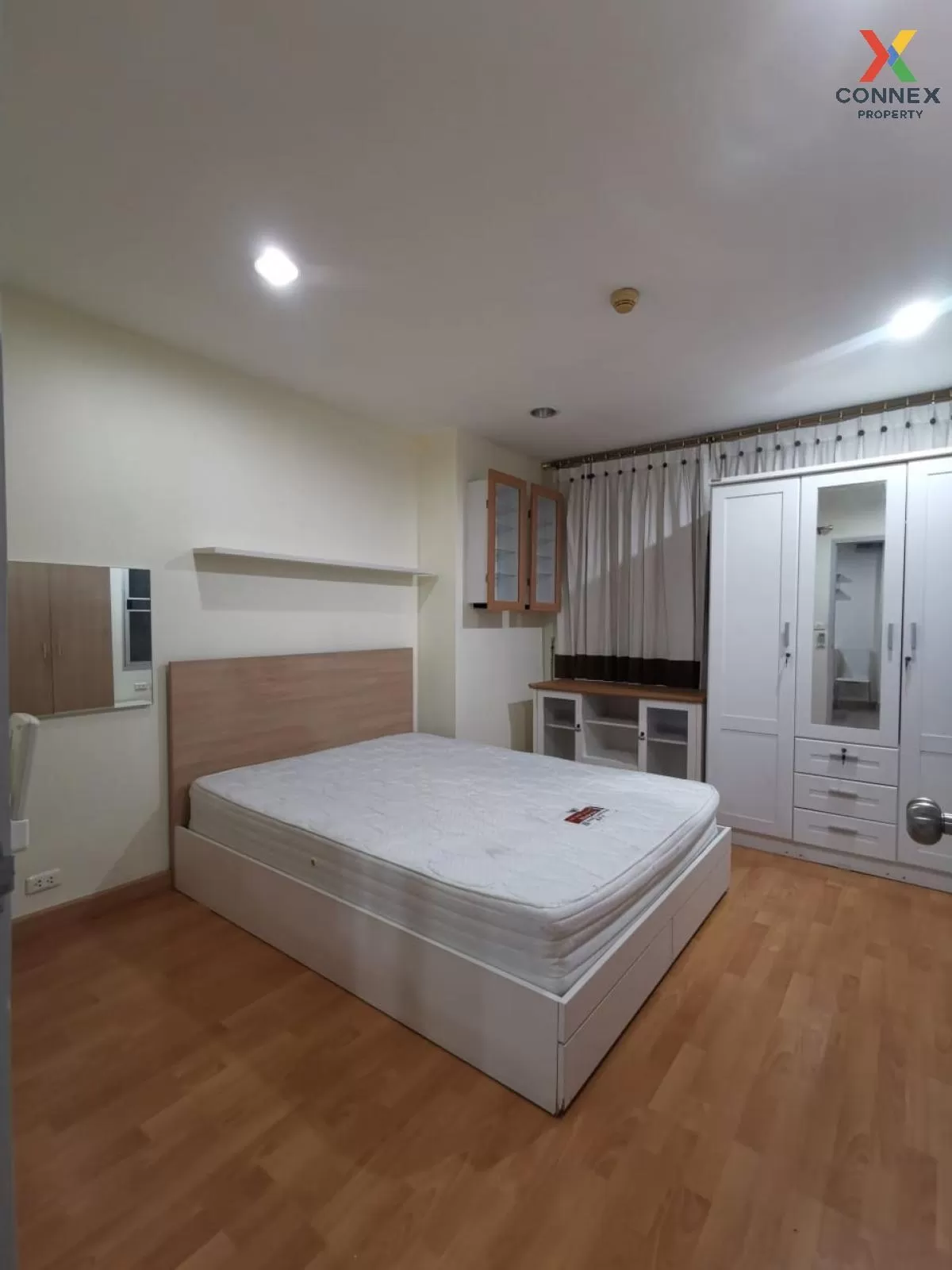 FOR RENT Condo , Life @ Phahon 18 , BTS-Saphan Khwai , Lat Yao , 