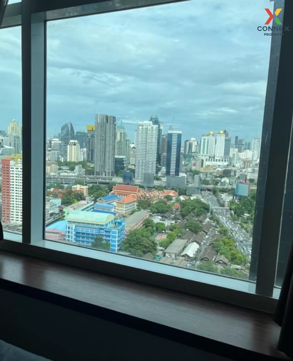 ขายคอนโด  เซอร์เคิล คอนโดมิเนียม MRT-เพชรบุรี ถนนเพชรบุรี เขต ราช