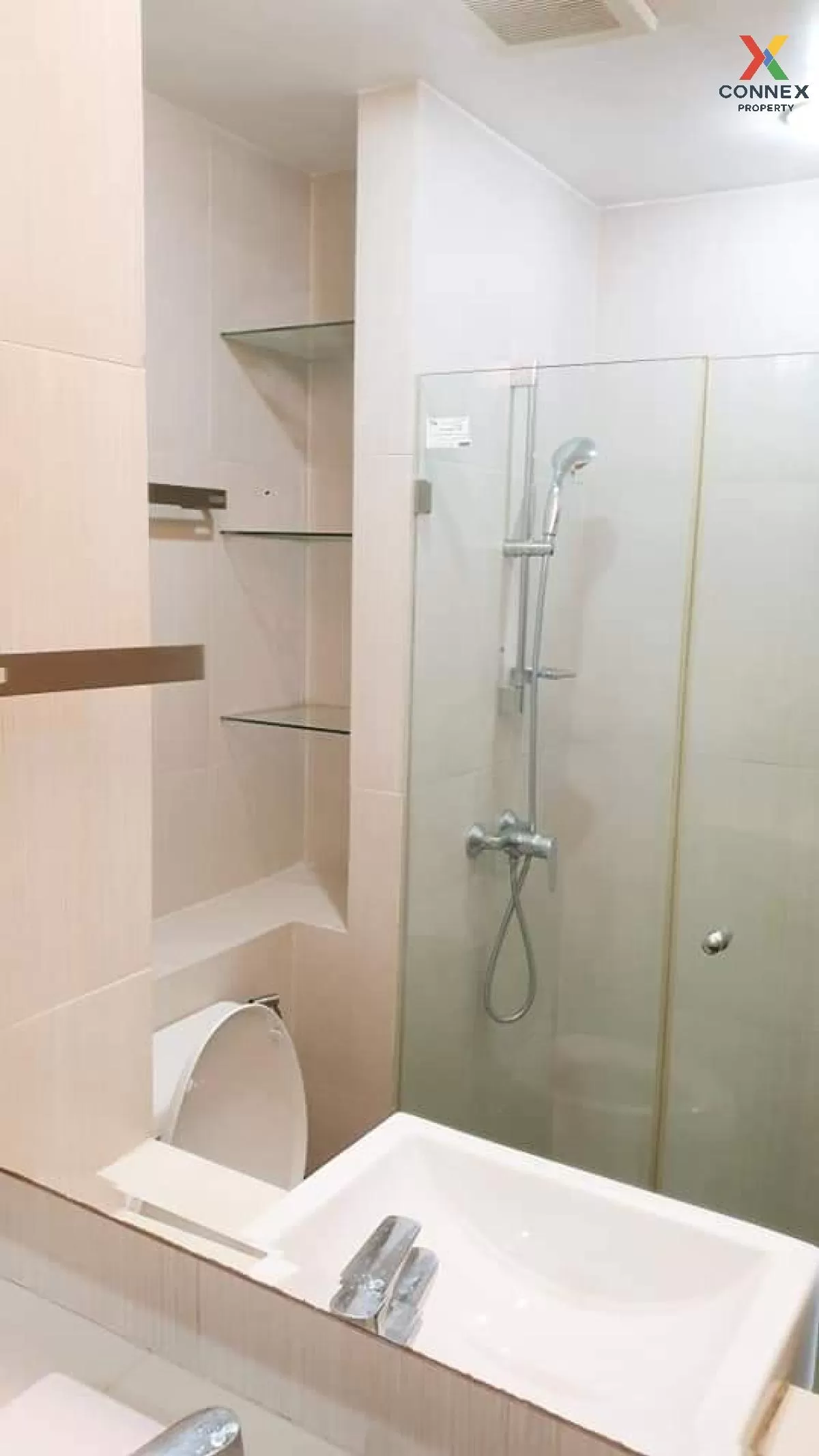 เช่าคอนโด  ซีนิธ เพลส สุขุมวิท 42 BTS-เอกมัย พระโขนง เขต คลองเตย 