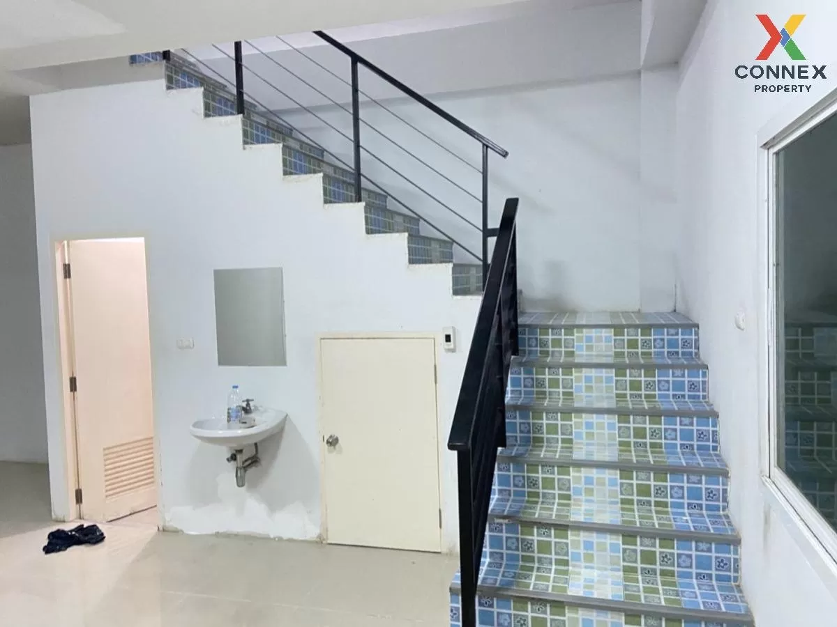 ขายอาคารพาณิชย์  แอทโฮม รามอินทรา คันนายาว เขต คันนายาว กรุงเทพ C