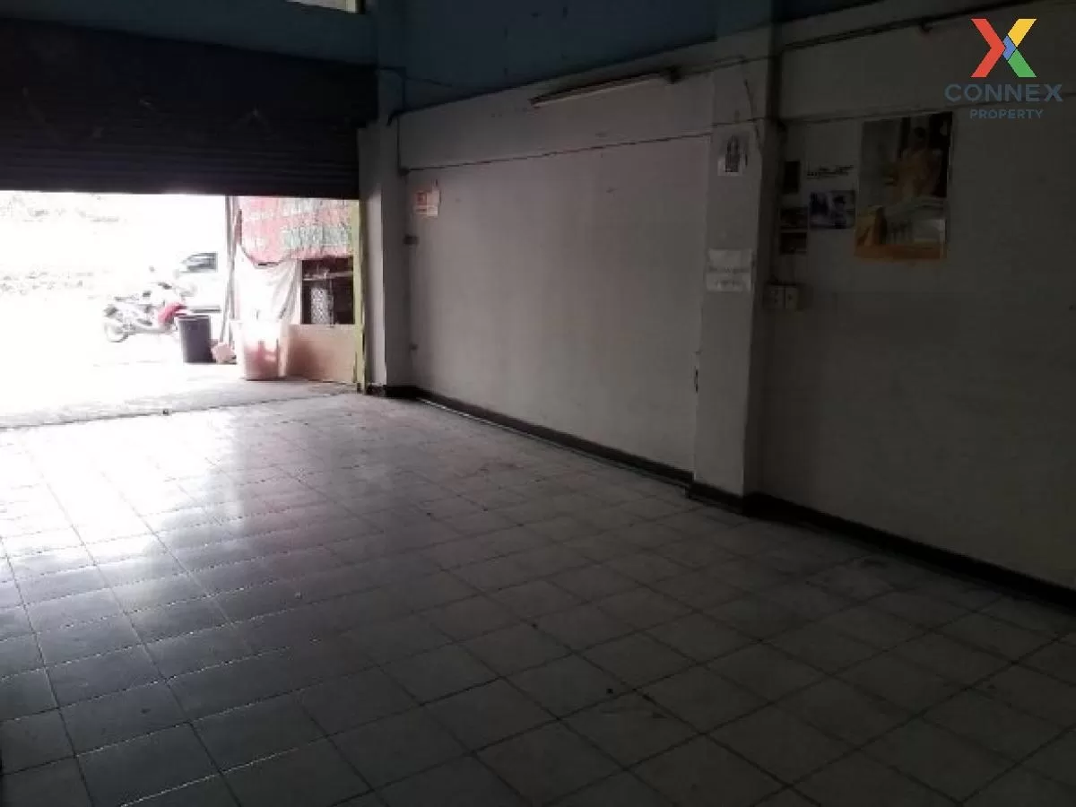 ขายอาคารพาณิชย์ 3 ชั้น ติดถนนท่าข้าม  แสมดำ เขต บางขุนเทียน กรุงเ 1