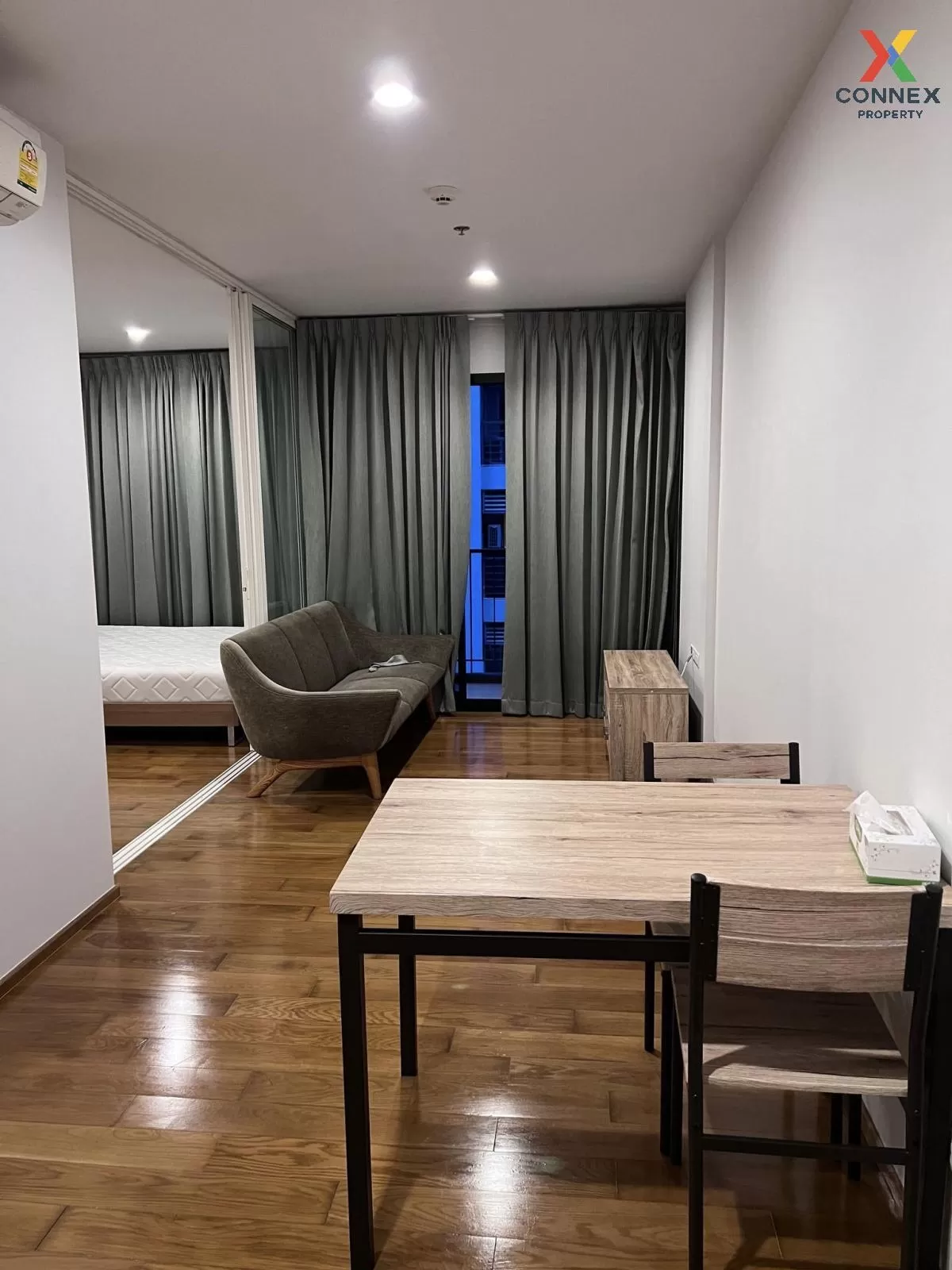 FOR RENT Condo , The Vertical Aree , BTS-Ari , Sam Sen Nai , Dusi 1