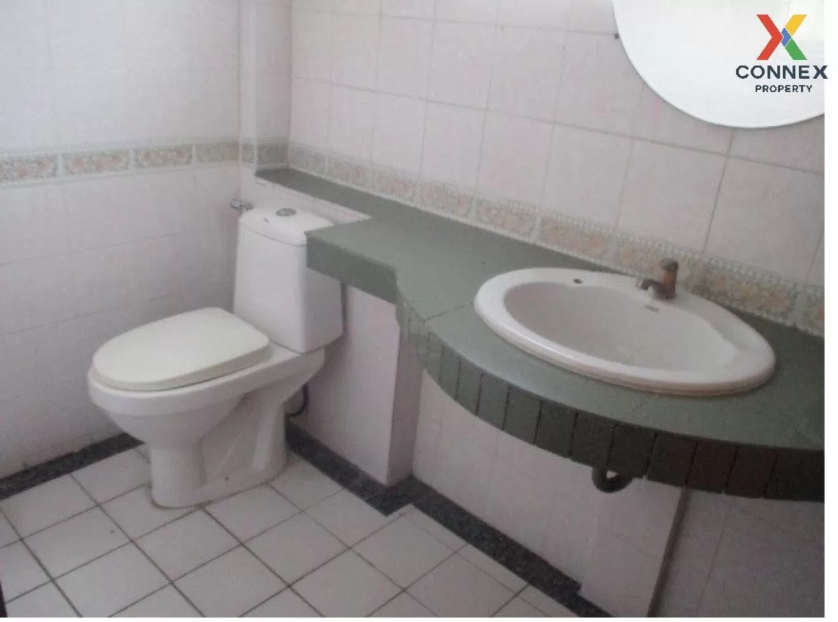 For Sale Commercial Building Piemsuk , Bang Kapi , Huai Khwang , 