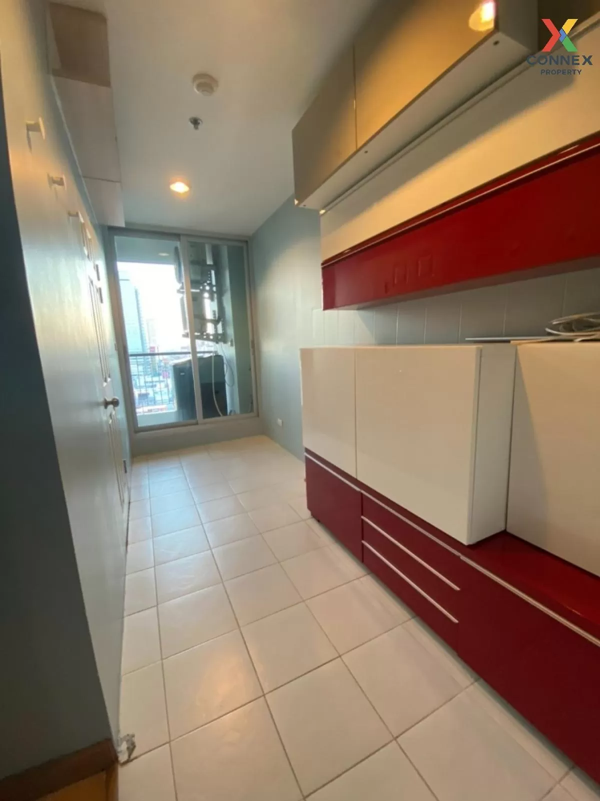 FOR RENT Condo , Life @ Ratchada - Suthisan , MRT-Sutthisan , Sam FOR RENT Condo , Life @ Ratchada - Suthisan , MRT-Sutthisan , Sam