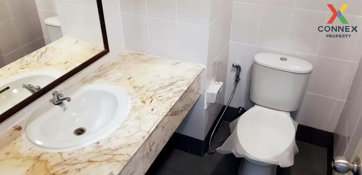 ขายคอนโด  คันทรี คอมเพล็กซ์ BTS-บางนา พระโขนง เขต บางนา กรุงเทพ C